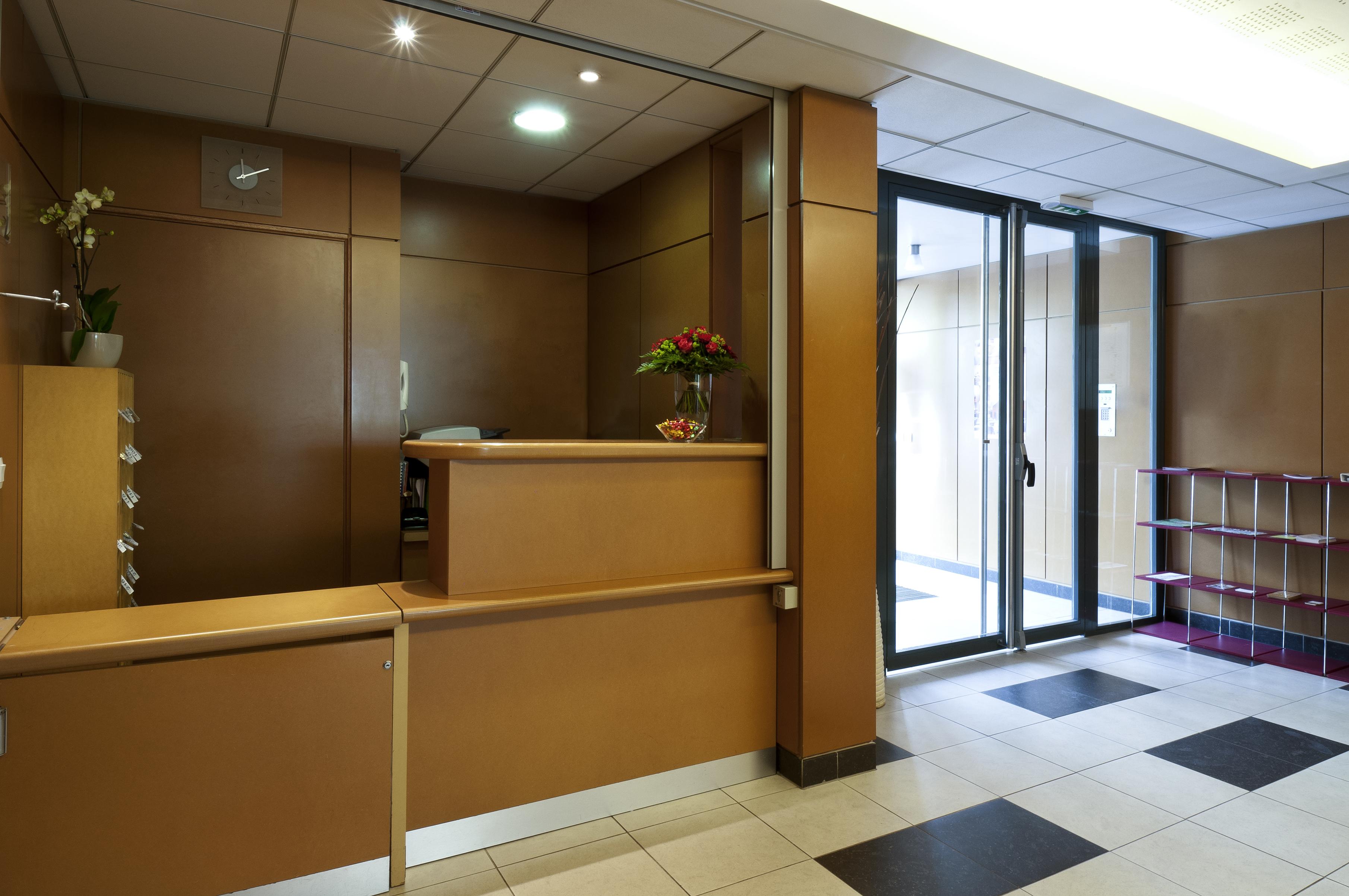 Aparthotel Adagio Access Paris Vanves - Porte De Chatillon Exterior photo