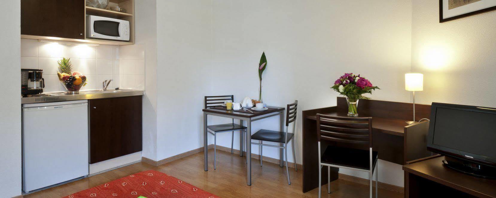 Aparthotel Adagio Access Paris Vanves - Porte De Chatillon Exterior photo
